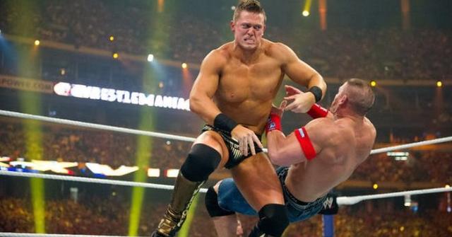 wwe摔角狂热名人堂全部成员（这些WWE巨星都打过摔角狂热主战赛）(25)