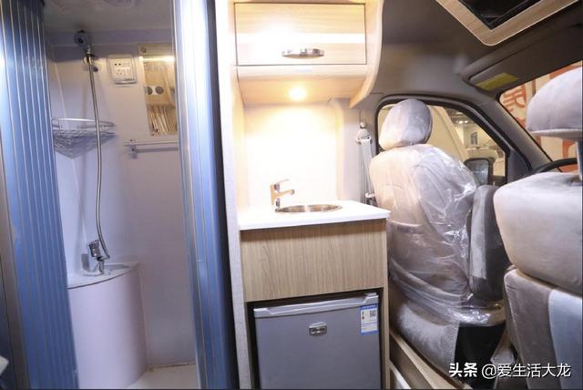 10万到20万之间房车推荐（便宜大碗六款二十万级别全新房车推荐）(28)