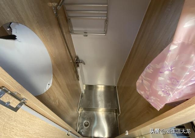 10万到20万之间房车推荐（便宜大碗六款二十万级别全新房车推荐）(34)