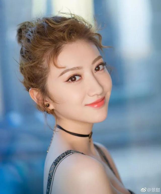 最流行的几款刘海合集（今年最流行的6款刘海）(13)