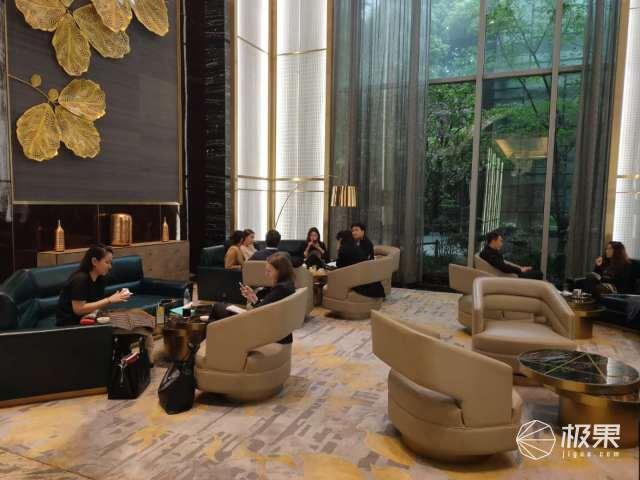 opporeno10倍变焦版还值得买吗（OPPOReno首发评测无刘海全景屏）(23)