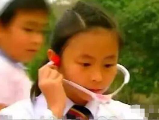 38岁唐宁晒出近照依旧甜美可人（35岁童星唐宁突然宣布离婚）(23)