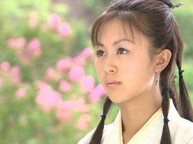 38岁唐宁晒出近照依旧甜美可人（35岁童星唐宁突然宣布离婚）(2)