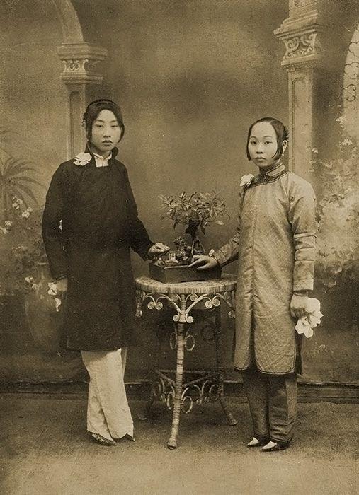 以前旗袍和现代旗袍的区别（上世纪20年代形成的旗袍）(8)