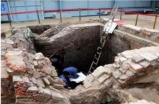 暴雨冲出汉代关羽古墓（洛阳大雨冲出关羽）(11)