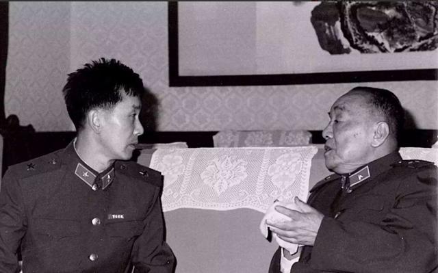 杨尚昆被关押时病危（杨尚昆被关押时病危）(11)