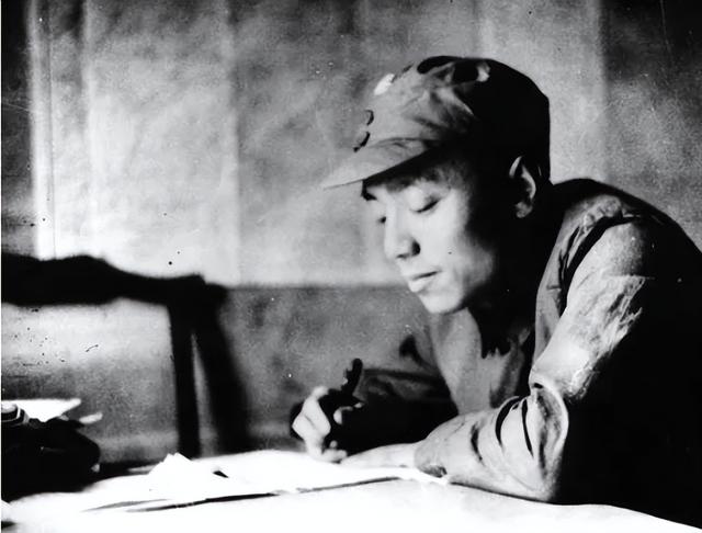 杨尚昆被关押时病危（杨尚昆被关押时病危）(8)