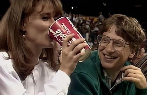 比尔盖茨是否已离婚（比尔盖茨离婚之谜）(12)