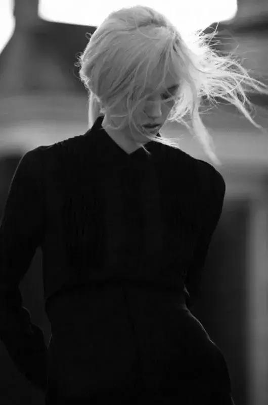 最好听忧伤的英文歌（听了1000首英文歌失眠的夜）(8)