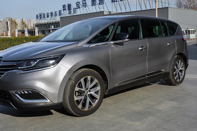 雷诺最新款espace（一台被忽视的合资七座MPV）(2)