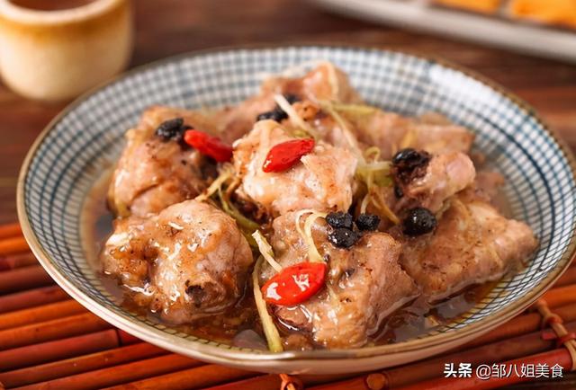 ​豆豉蒸排骨最正宗做法（豆豉蒸排骨这样做）