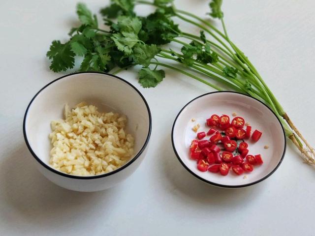 金针菇这样做超级好吃过瘾（凉爽开胃滋味好）(5)