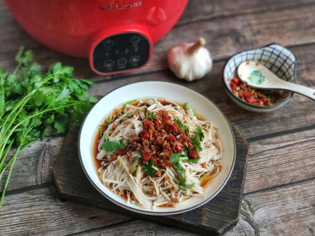 金针菇这样做超级好吃过瘾（凉爽开胃滋味好）(2)