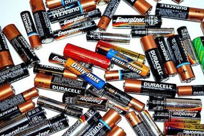 ​爱德邦电池和星恒电池哪个好