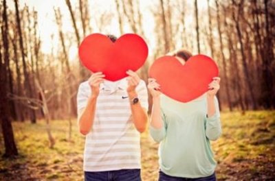 ​擀面杖吹火的歇后语[40条] (夜壶放在磨盘上歇后语)