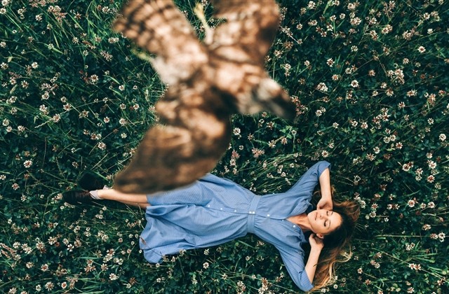 很沙雕的情侣网名