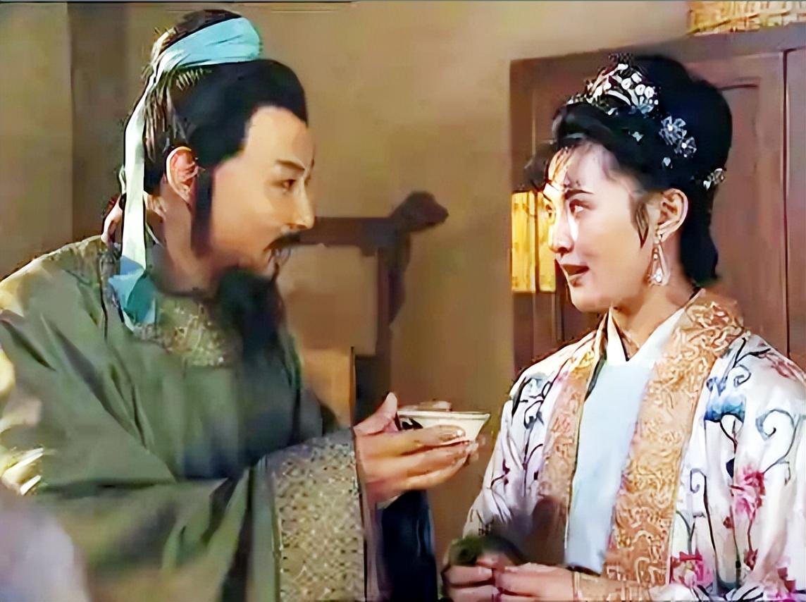 常戎个人资料简介(常戎演过的电视剧)