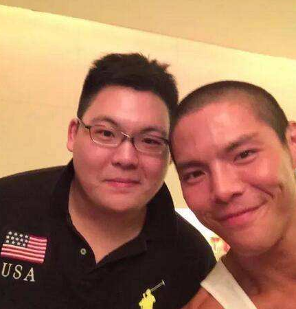 向佑是向太亲生的吗(向佑是丁佩所生)