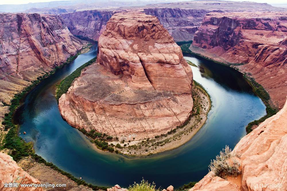 世界上最高大的山脉(世界最美的自然奇观)