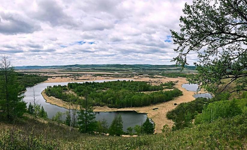 第三天：莫尔道嘎村-室韦-莫尔道嘎山-呼和诺尔河-莫尔道嘎蒙古自治区博物馆-贝尔湖-莫尔道嘎-莫尔道嘎-贝尔湖-满洲里口岸-黑山头-莫尔根河至贝尔湖—根河边公路
