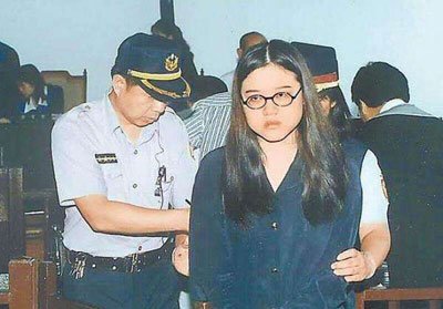 洪晓慧案为什么不判极刑 由于曾焕泰间交残害了闺蜜