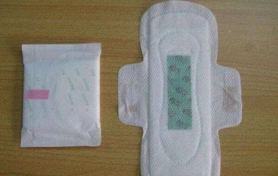 ​卫生巾过期了还能用吗，不能用（滋生细菌/危害女性身体）