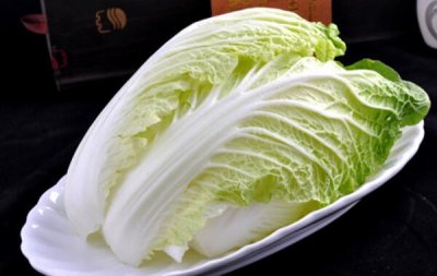 ​大白菜能减肥吗，能减肥（热量低/含大量的粗纤维）