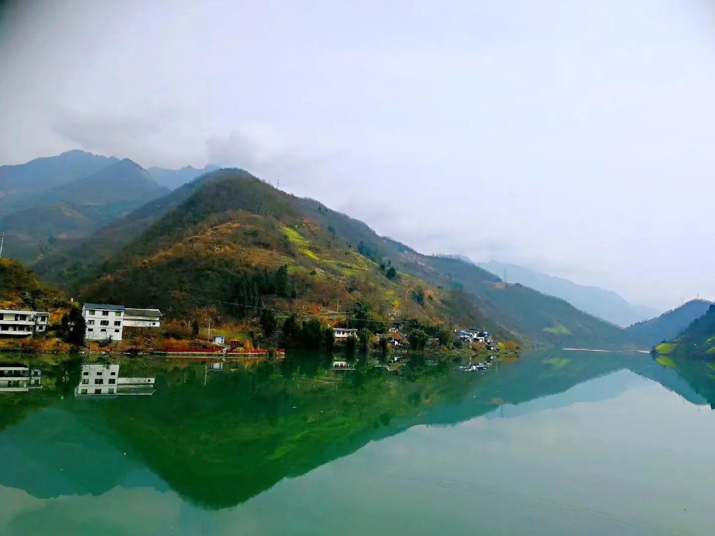 ​甘肃最美小镇在哪里(甘肃风景最美的小镇)
