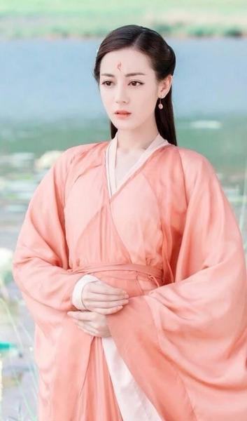 ​夏天有哪些成语(关于夏天的成语200个)