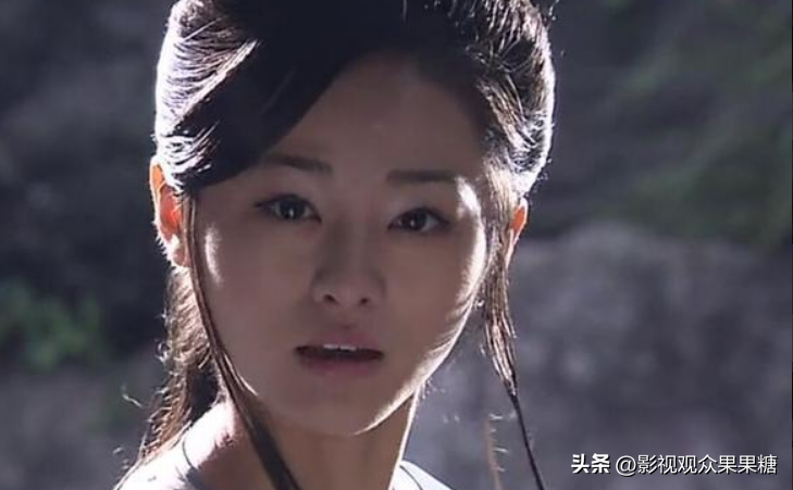 秋瓷炫演的石观音有多美？就连阅美无数的楚留香，并且生下了无花和南宫灵两个儿子。在石观音为了楚留香一夜白头后，将天枫十四郎的一身武功尽数掌握，李红袖等大美女相陪。实在是让人印象深刻。也可以为了楚留香放弃统治月亮城的野心，只是惊鸿一瞥楚留香就深深爱上了她。都对她一见钟情