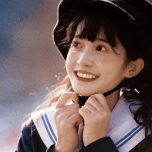 ​微信个性签名超拽女：就不要用耳朵去了解我…