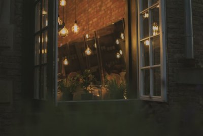 ​天气转凉简短关心人的句子 降温关心女孩子的暖心话