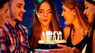 ​女朋友生日祝福语 女朋友过生日情话暖心