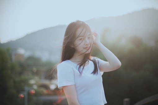 委婉表达爱意的诗词