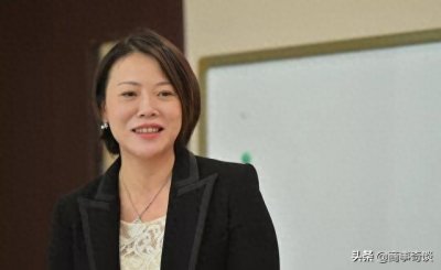 ​福建女首富：掌握5000亿商业帝国“钱袋子”，却非常低调