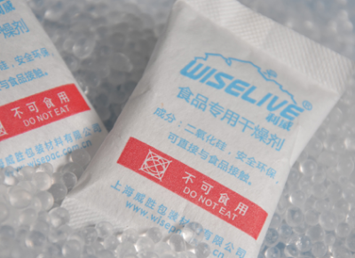 ​食品干燥剂可以遇水吗 干燥剂遇水会爆炸