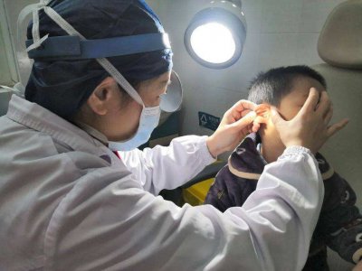 ​急性中耳炎吃什么药效果好（几个实用的中耳炎用药方法，有必要了解一下，需要