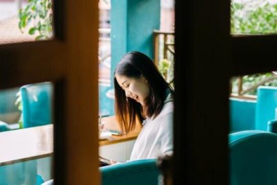 ​关于回忆的现实戳心文案