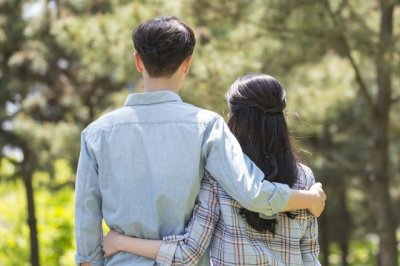 ​用简短的一句话表达爱