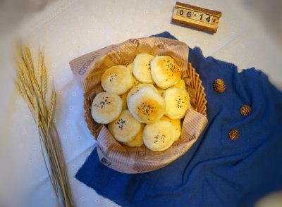 ​烤箱烤面包片多少度几分钟（烤箱烤面包片多少度多少分钟）