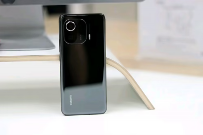 ​小米11pro尺寸（小米11pro尺寸多少）