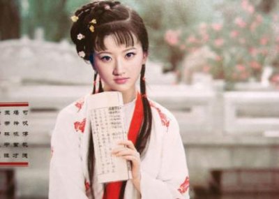 ​关于歌颂母爱的名人名言[40句] (描写母爱的唯美句子)