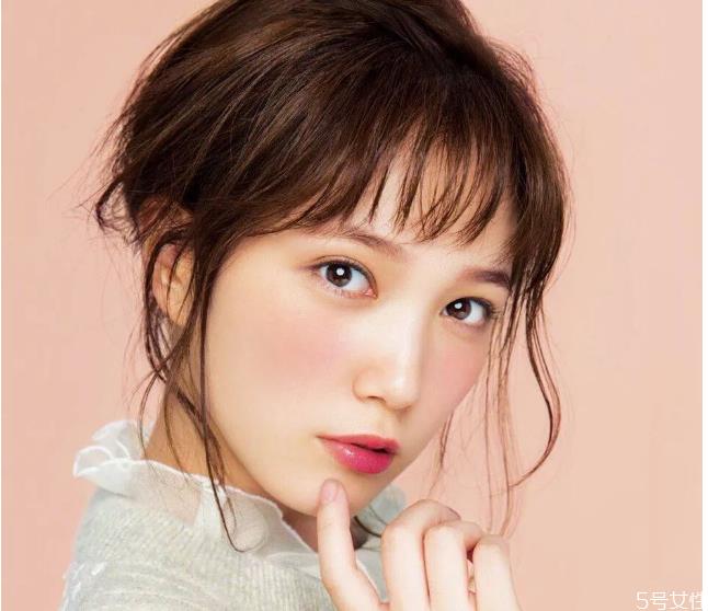 日系妆容要点 日系妆欧美妆对比 日系妆容要点 日系妆欧美妆对比