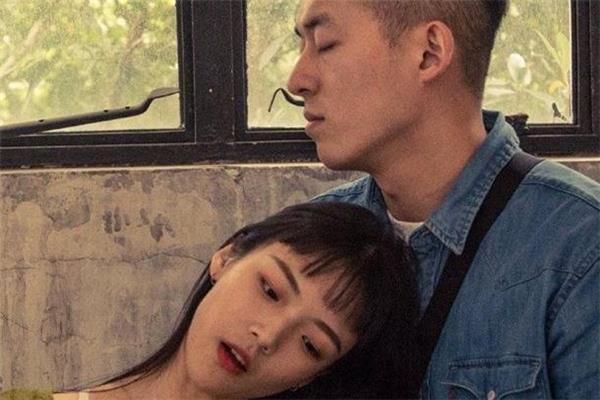 女生同意你追她的表现 女生让你追她的暗示 女生同意你追她的表现 女生让你追她的暗示