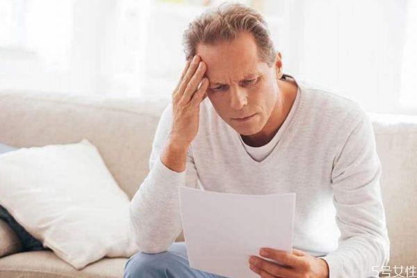 男人恐婚的表现有什么 怎么分辨男人是否恐婚 男人恐婚的表现有什么 怎么分辨男人是否恐婚