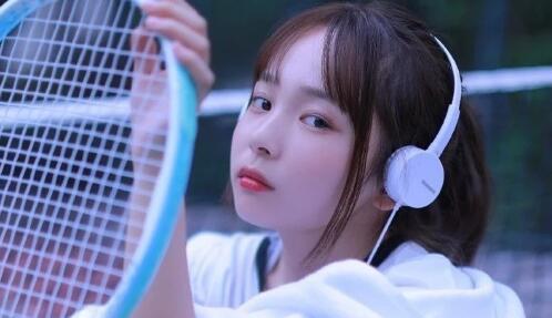 约会时候怎么逗女孩子二