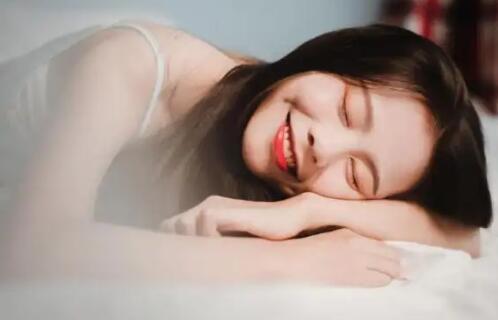 1男女互道晚安暧昧吗二