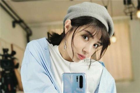 ​金牛女喜欢你的征兆，怎么看出她对你的喜欢