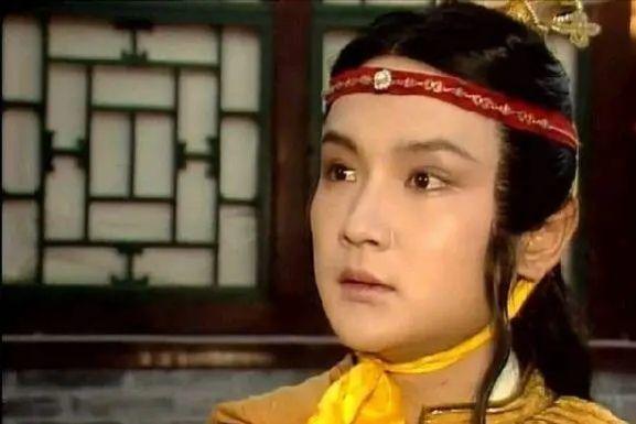 红楼梦:宝玉生日妙玉拜帖槛外人,宝玉回帖槛内人大有深意!