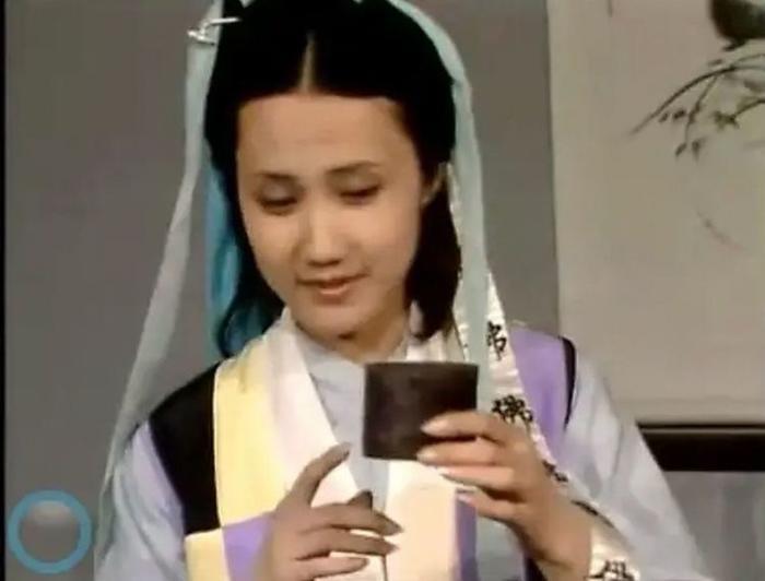 红楼梦:宝玉生日妙玉拜帖槛外人,宝玉回帖槛内人大有深意!